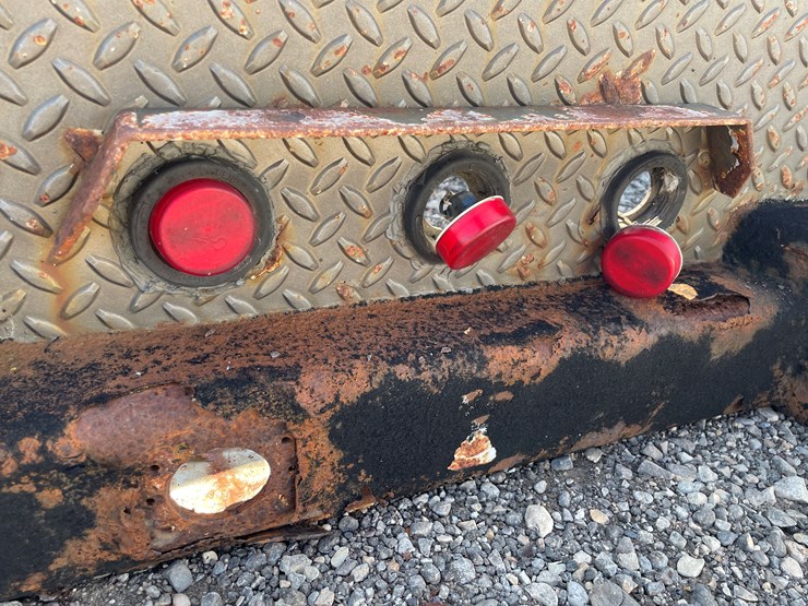 #6698-•-rear-truck-step-bumper-image-3