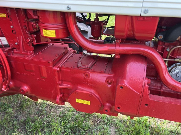 farmall-560-lp-image-32