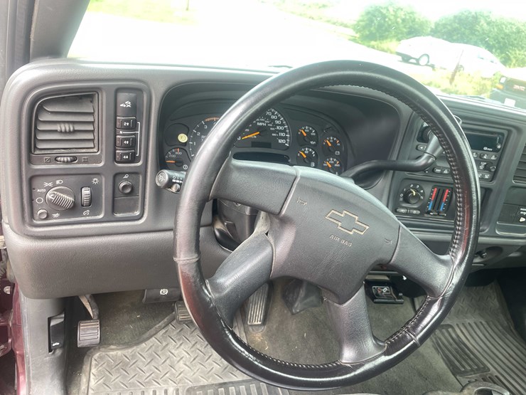 2003-chevrolet-silverado-2500-image-73