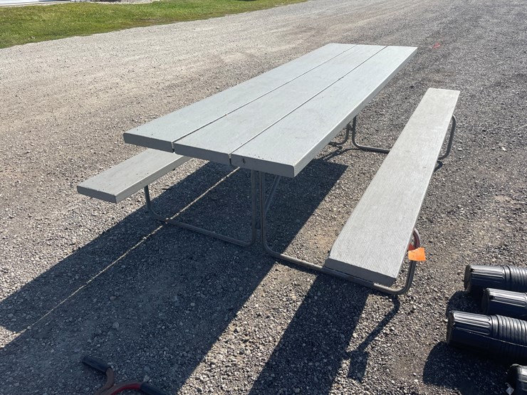 #6644-•-picnic-table-image-16