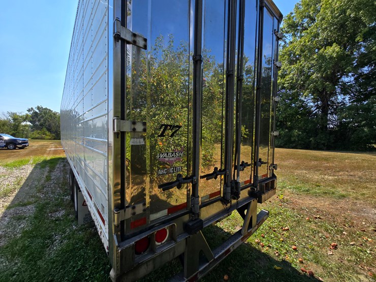 2013-wabash-national-refrigerated-van-image-25