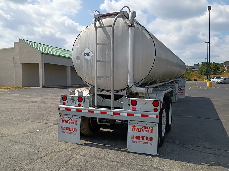 #16995-•-1984-fuel-semi-trailer-image-12