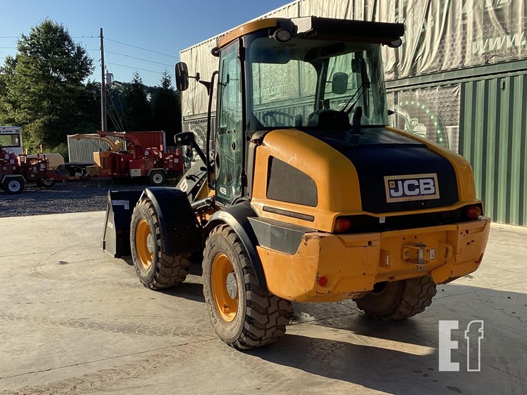 2018-jcb-409-image-2