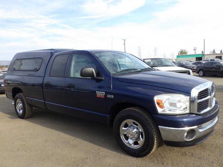 2007-dodge-ram-2500-image-2