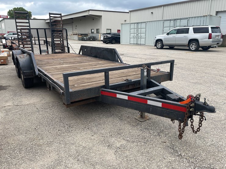 #1978-•-2002-reliable-welding-2-axle-trailer-(has-wi-title)-image-3