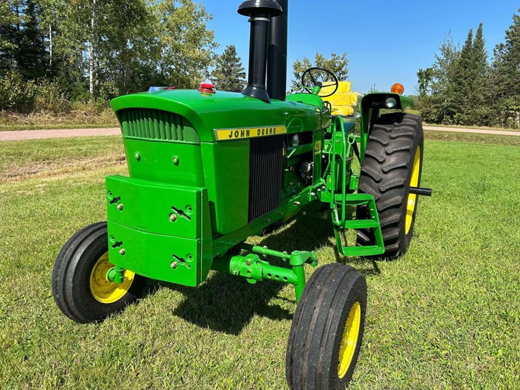 john-deere-4320-image-8
