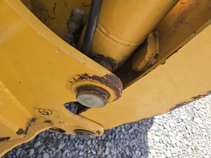 2015-deere-310sl-hl-image-39