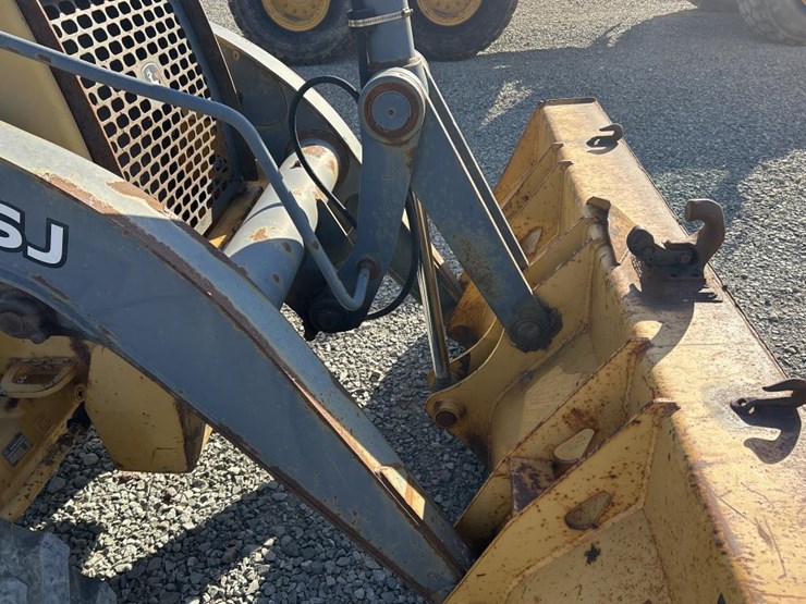2008-deere-310sj-image-26