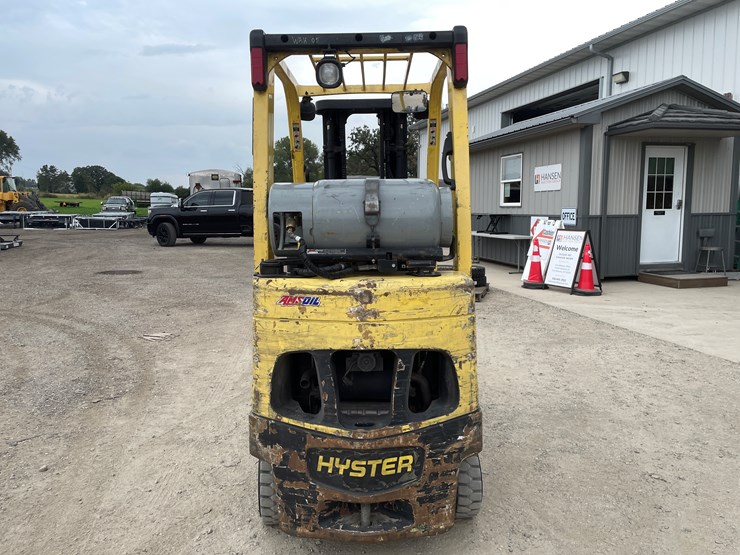 #1036-•-hyster-40-3,750lb-lp-forklift-image-6