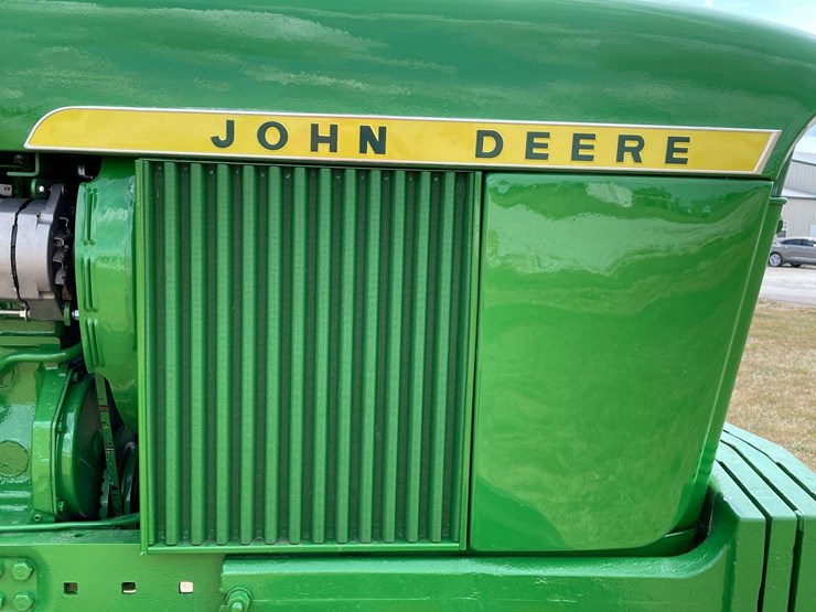 john-deere-4020-image-32