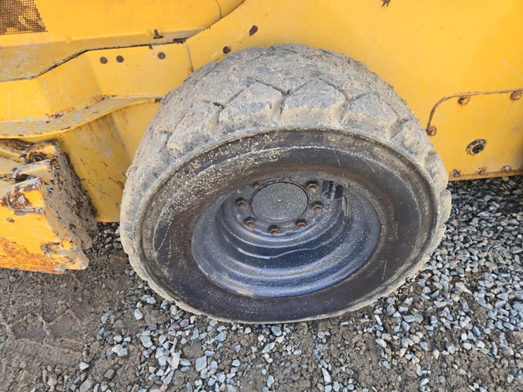 deere-324g-image-46