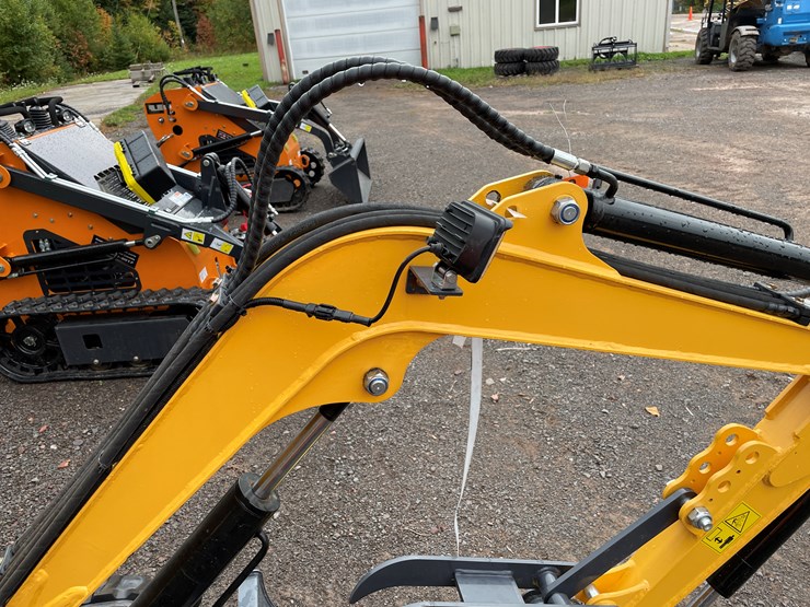 #8159-•-unused-hydraulic-mini-excavator-image-21