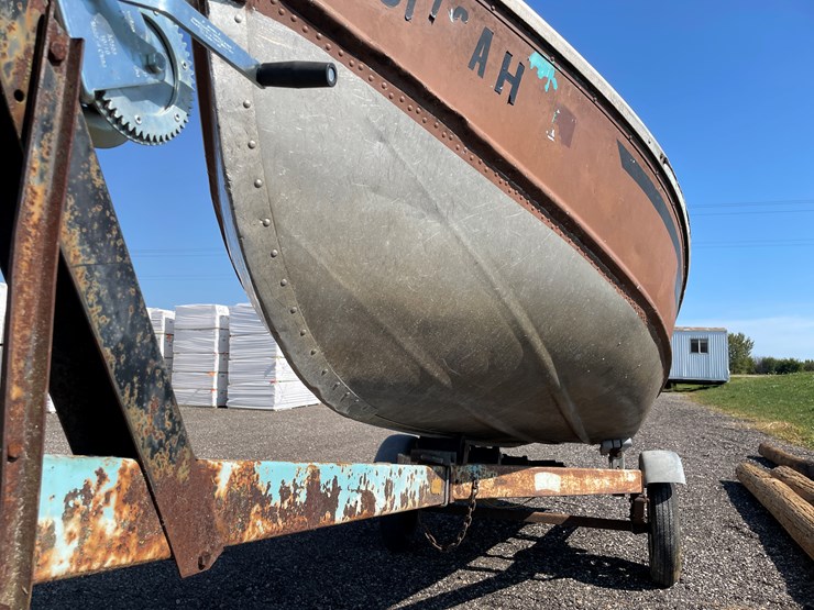 #1033-•-14-1/2'-aluminum-boat-&-trailer-image-13