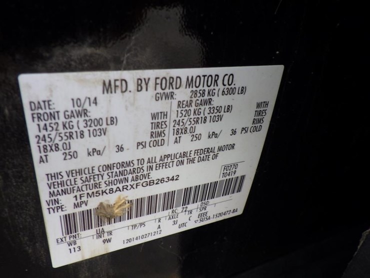 2015-ford-explorer-image-16