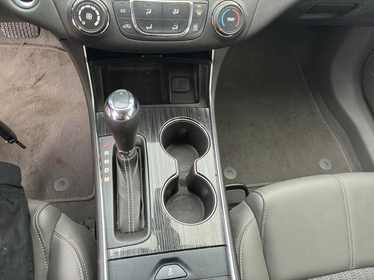 2018-chevrolet-impala-sedan-image-13