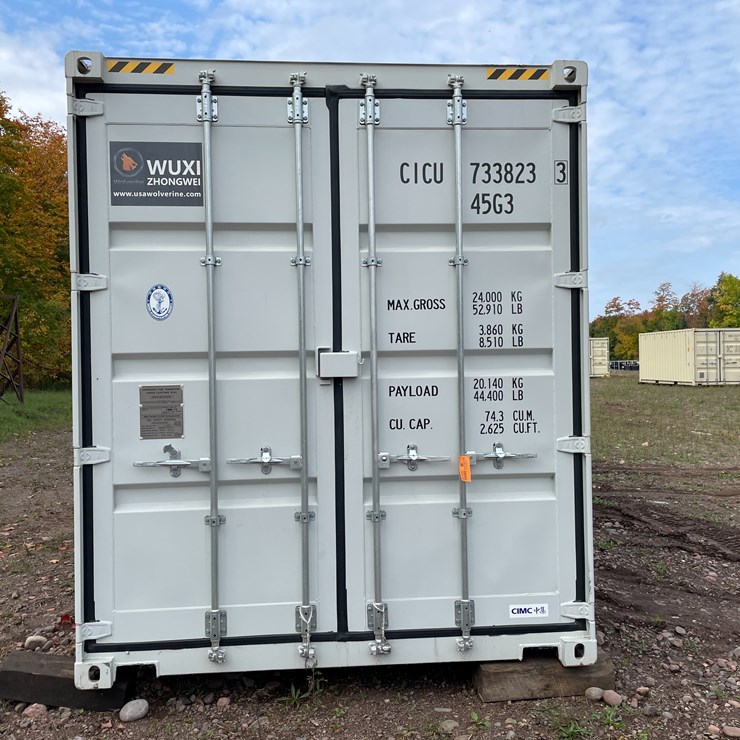 #8105 • 40' High Cube Container