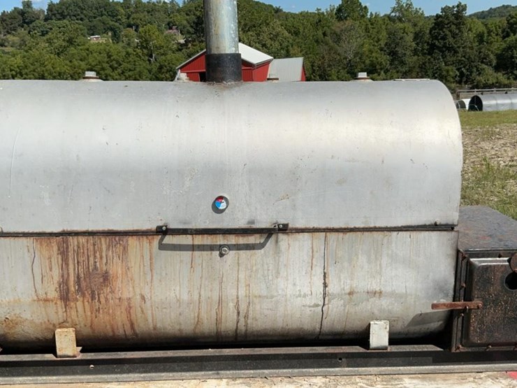 #110-•-bbq-smoker-and-trailer-image-22