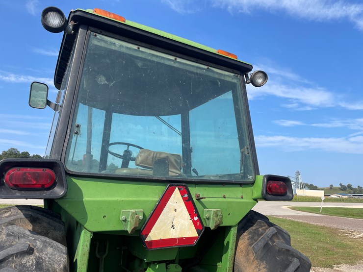 john-deere-4230-image-6