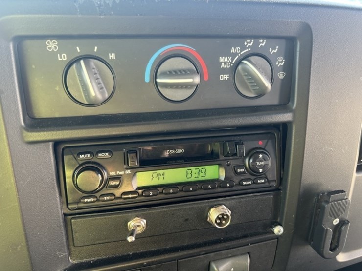 2007-chevrolet-express-school-bus-image-26