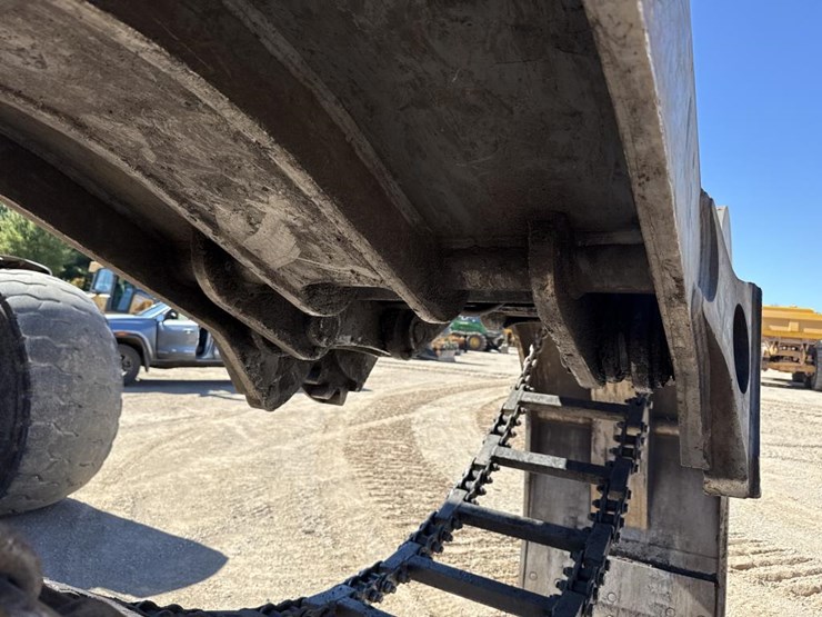 2018-deere-844k-image-12