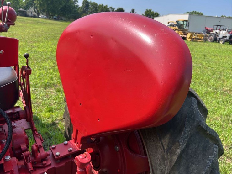 farmall-340-image-47