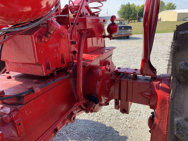 farmall-super-m-high-clearance-lp-image-34