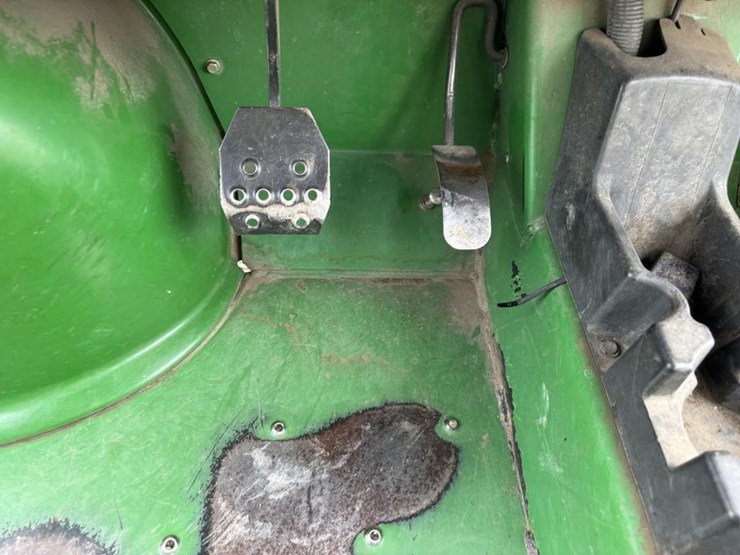 2007-john-deere-gator-image-21