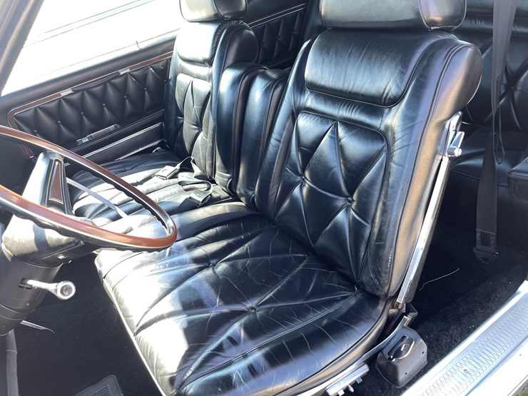 #1022-•-1969-lincoln-continental-mark-iii-image-38