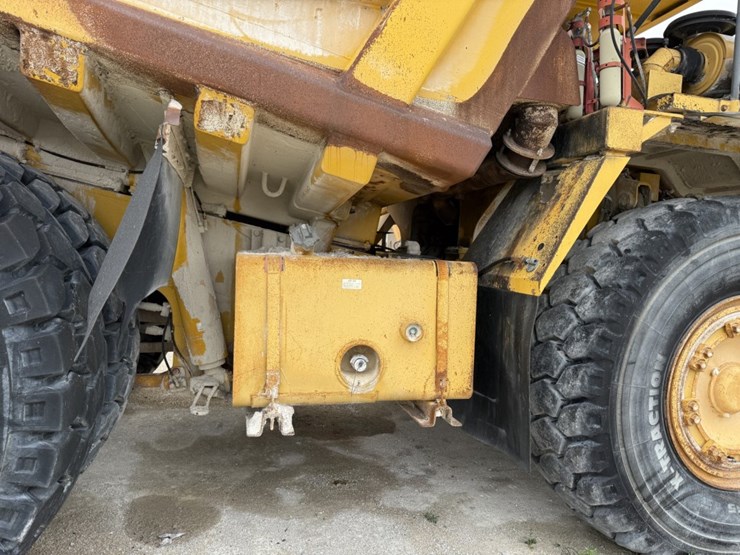 komatsu-hd465-5-image-29