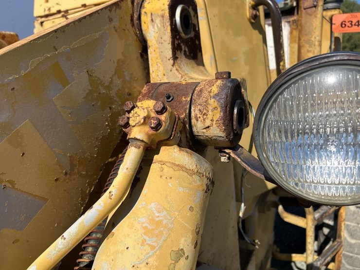 caterpillar-930-image-17