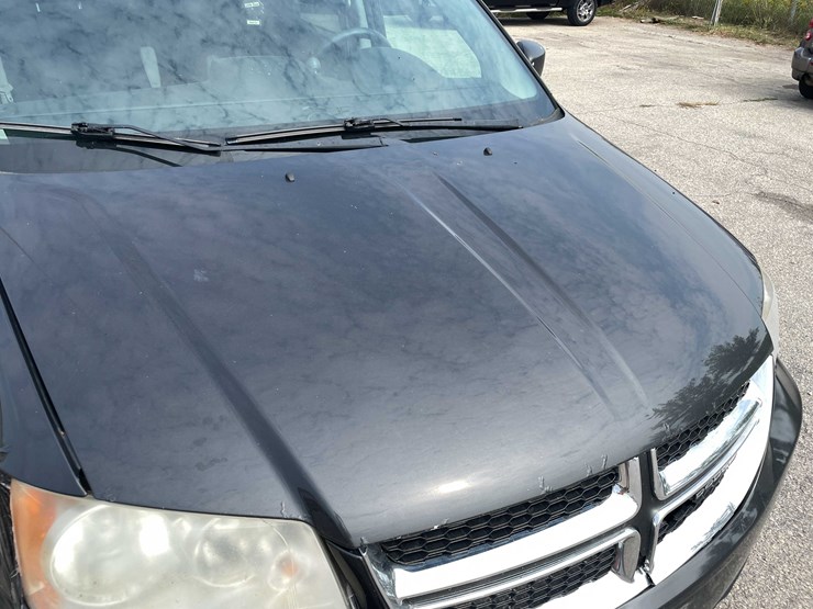 2012-dodge-caravan-image-14