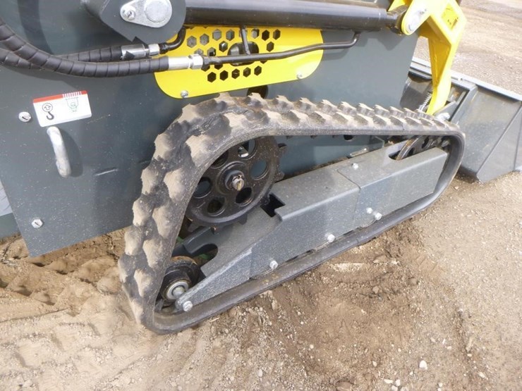 2025-sdlanch-sdll50-skid-steer-track-loader-image-21