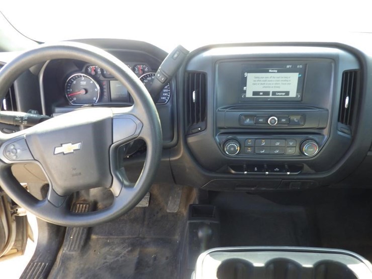 2017-chevrolet-1500-image-9