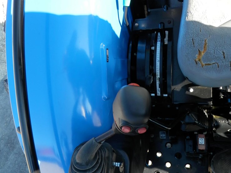 new-holland-workmaster-60-image-18