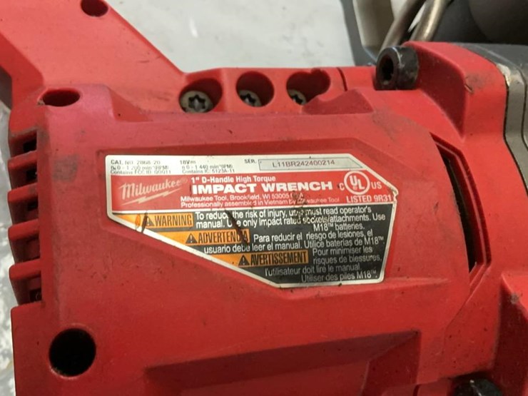 #103-•-milwaukee-1”-d-handle-high-torque-impact-wrench-image-6