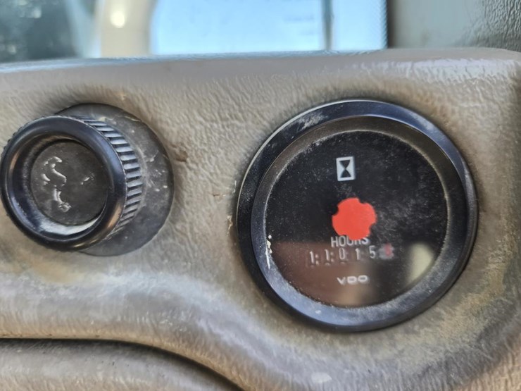 volvo-l120f-image-66