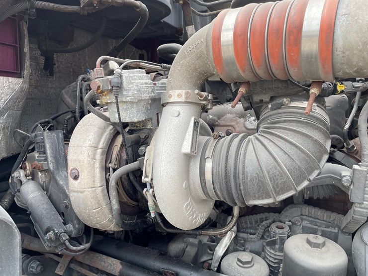 2013-kenworth-t700-image-44