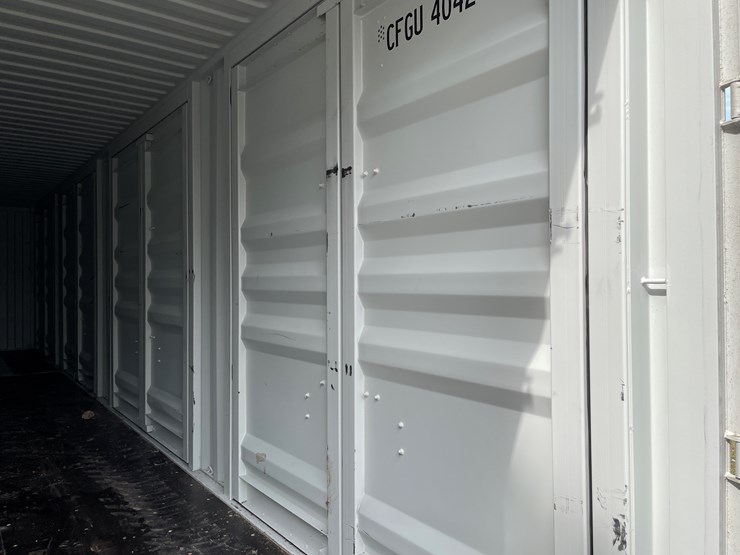 #8108-•-40'-high-cube-multi-door-container-image-12