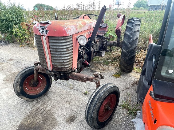 #1979-•-massey-ferguson-perkins-diesel-(of)-image-1