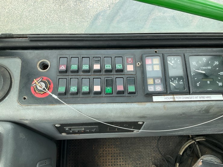 2006-deere-1010d-image-42