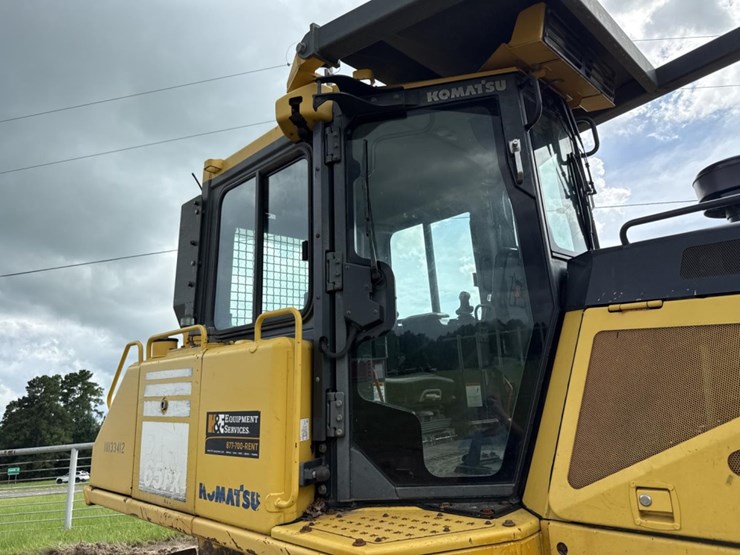 2014-komatsu-d65px-17-image-41