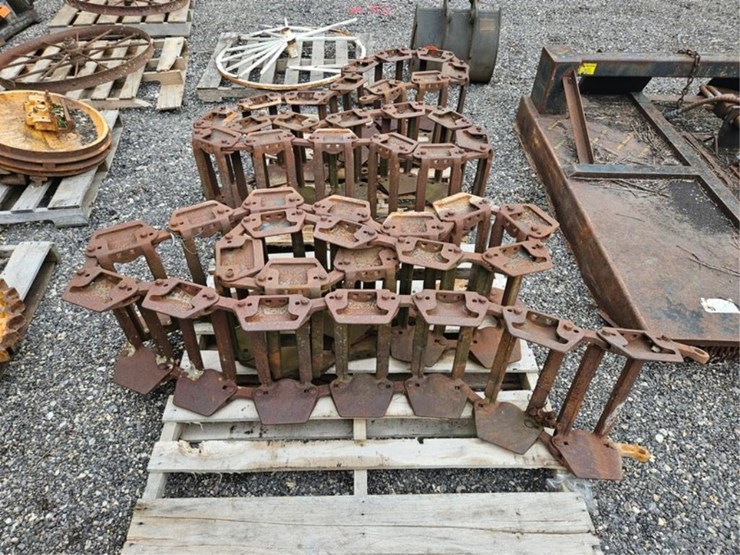 #2039-•-grouser-12"-steel-skid-steer-tracks-image-5