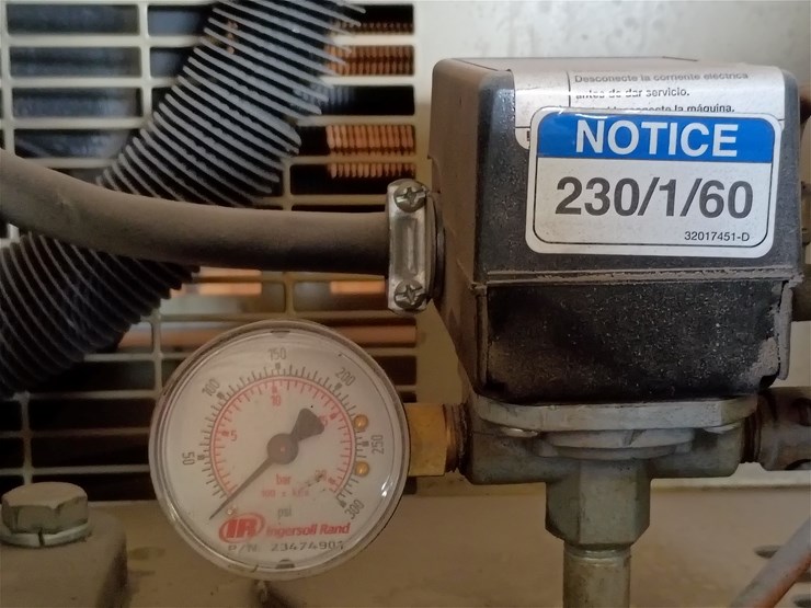 #203-•-ingersoll-rand-air-compressor-image-6