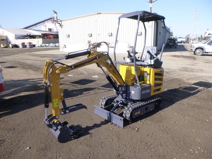 2025-agt-mx12rx-hydraulic-excavator-image-1