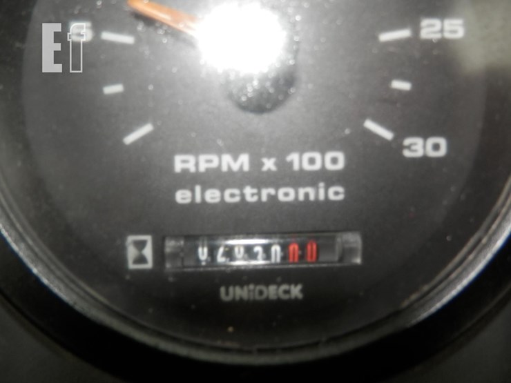 new-holland-555e-image-19