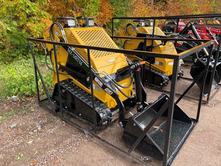 #8175-•-agt-compact-track-loader-image-3
