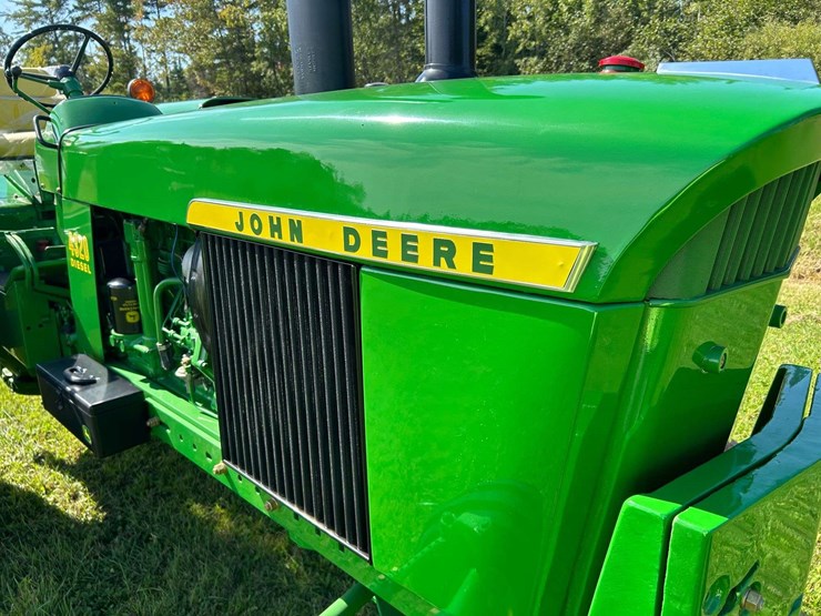 john-deere-4320-image-22