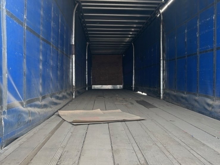 2003-reinke-quad-axle-curtain-side-trailer-image-9