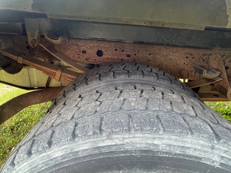 2006-ford-f550-image-21