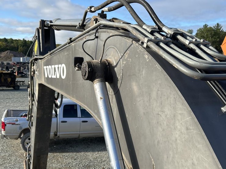 2020-volvo-ecr355e-image-39